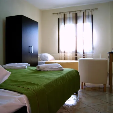 Simplicity At Iris Accommodation Psakoudia Chambre photo